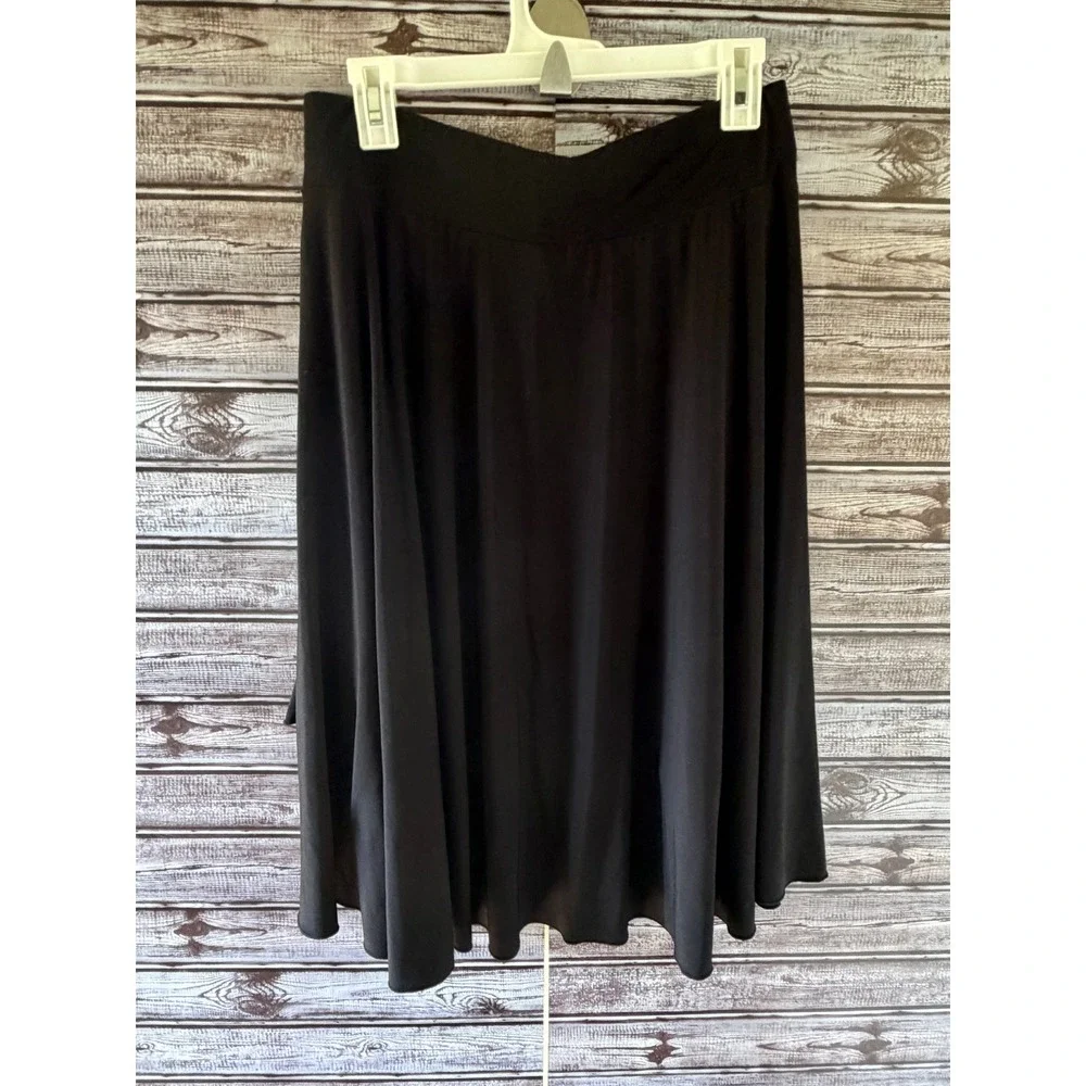 Motherhood Maternity Women's Pull-On Skirt Size M Black Stretch Waist